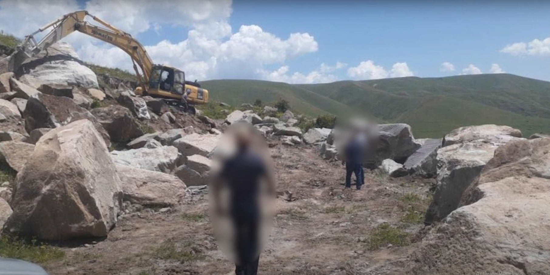 Ապօրինի արդյունահանել էր բազալտե քարեր․ Եղեգնաձորի համայնքային ոստիկանների բացահայտումը