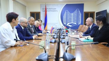 Նախարար Վահան Քերոբյանը և Բելառուսի դեսպանը քննարկել են առևտրատնտեսական համագործակցությանն առնչվող հարցեր