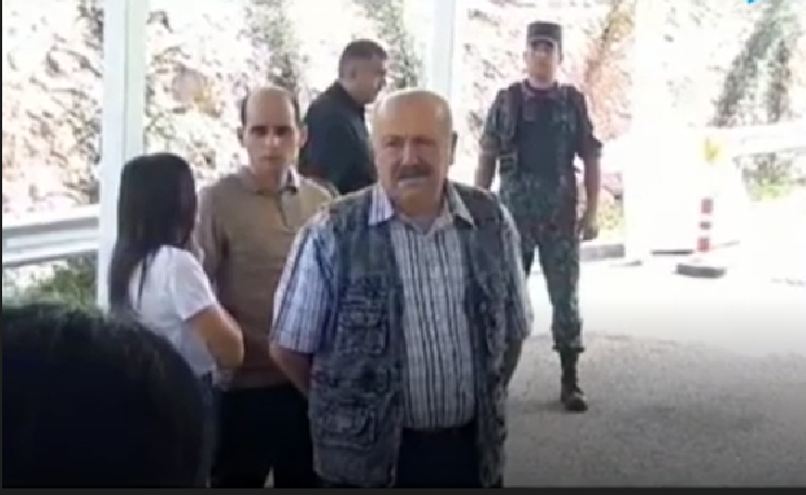 Վագիֆ Խաչատրյանը առևանգվել է իր դստեր և ԿԽՄԿ ներկայացուցիչների ներկայությամբ. Արտակ Բեգլարյան