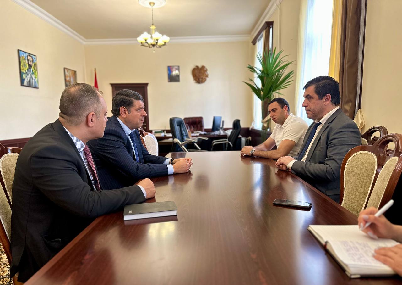 Միասնական սոցիալական ծառայության պետը Լոռու մարզում ծանոթացել է տարածքային կենտրոնների աշխատանքին