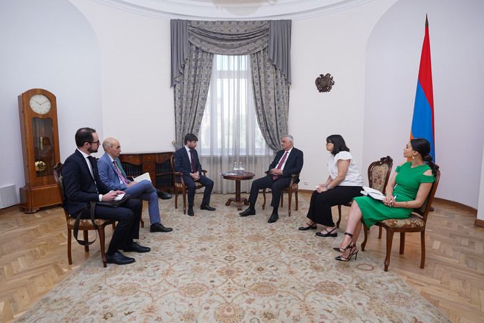 Փոխվարչապետ Մհեր Գրիգորյանն ընդունել է Ֆրանսիայի դեսպանին