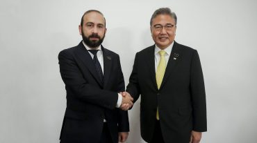 Արարատ Միրզոյանը հանդիպել է Կորեայի Հանրապետության ԱԳ նախարարի հետ