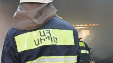 Հրդեհ է բռնկվել Մարտունի քաղաքի Վ. Խաչատրյան փողոցում