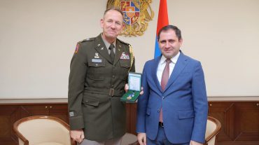 ՀՀ պաշտպանության նախարարն ընդունել է ԱՄՆ դեսպանության ռազմական կցորդ, գնդապետ Գրեգորի Փայփսին