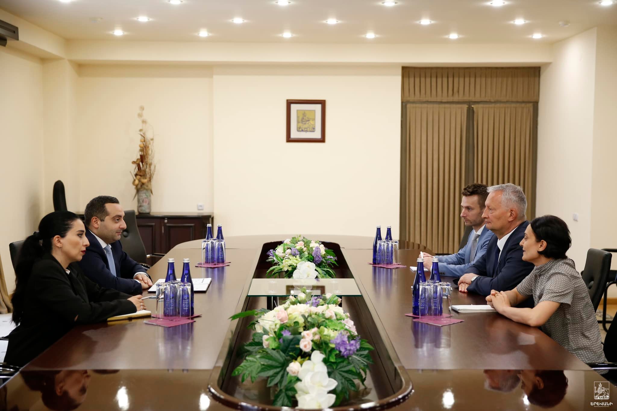 Լևոն Հովհաննիսյանը հյուրընկալել է ՀՀ-ում ԳԴՀ արտակարգ և լիազոր դեսպան Վիկտոր Ռիխտերին