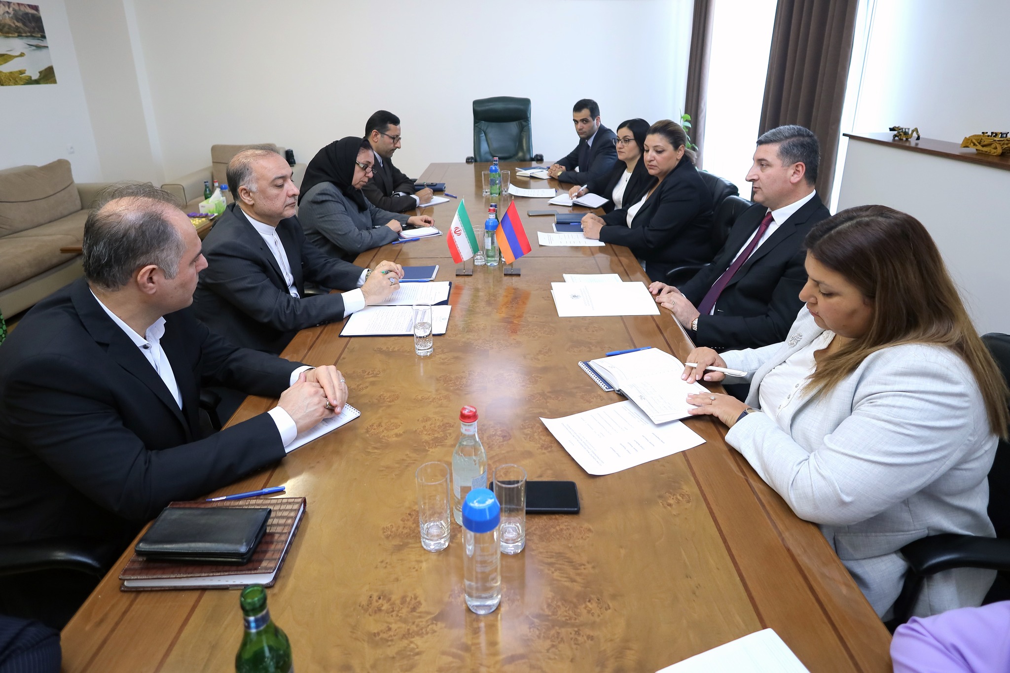 Գնել Սանոսյանն ընդունել է Իրանի նորանշանակ դեսպանին
