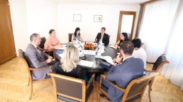 Էկոնոմիկայի նախարարն ընդունել է Նիդերլանդների դեսպանին