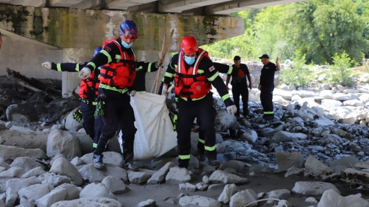 Վրաստանում սողանքի զոհերի թիվը հասել է 25-ի