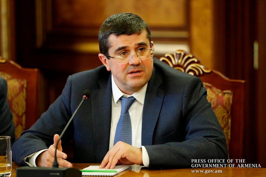 Հենց հիմա Արցախի ժողովուրդը ենթարկվում է ցեղասպանության․ Արայիկ Հարությունյանի ուղերձը՝ միջազգային հանրությանը