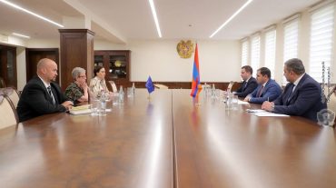Սուրեն Պապիկյանն ընդունել է Անդրեա Վիկտորինին