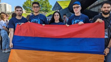 1 արծաթե և 1 բրոնզե մեդալներ՝ Աստղագիտության և աստղաֆիզիկայի միջազգային 16-րդ օլիմպիադայից