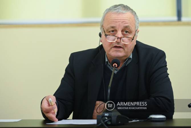 ԼՂ-ում էթնիկ զտում է տեղի ունենում արդեն 3 տարի, հիմա դա արագանում է. ԵԽ պատգամավոր