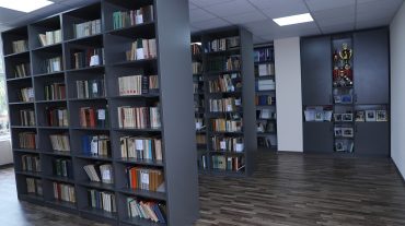 «Սա լավ հիմք է երեխաների հետագա զարգացման համար». Ժաննա Անդրեասյանը մասնակցել է Գեղարքունիք համայնքի դպրոցի վերանորոգված գրադարանի բացմանը