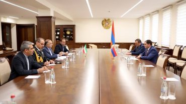 Պաշտպանության նախարարն ԻԻՀ դեսպանի հետ քննարկել է տարածաշրջանային անվտանգությանն առնչվող հարցեր