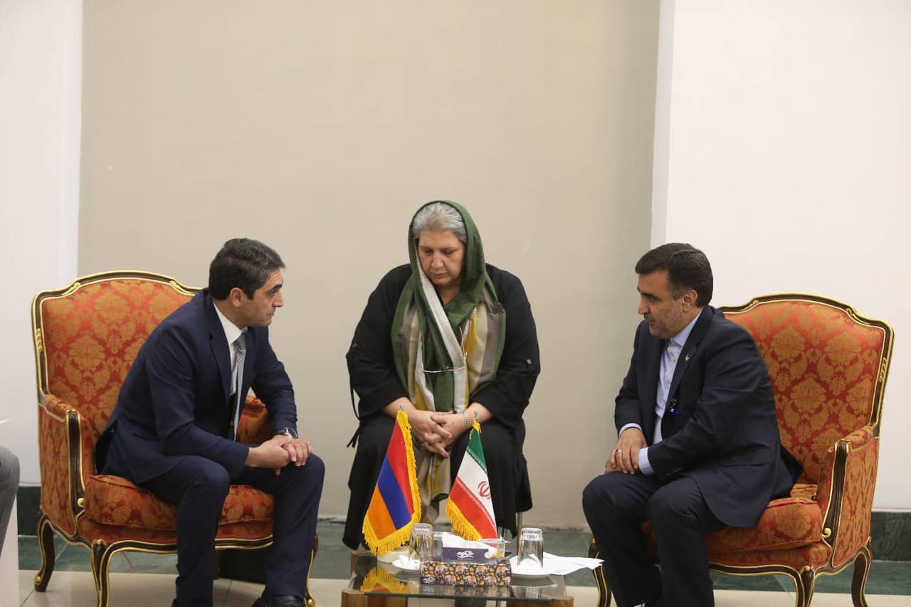 Հակոբ Սիմիդյանը հանդիպում է ունեցել Իրանի Իսլամական Հանրապետության նախագահի տեղակալ Ալի Սալաջեղեի հետ