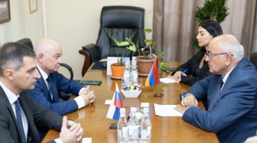 Վաչե Տերտերյանն ընդունել է ՌԴ Կուրսկի նահանգապետի տեղակալ Սերգեյ Ստարոդուբցևի գլխավորած պատվիրակությանը