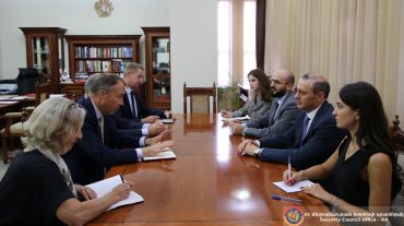 ԱԽ քարտուղար Արմեն Գրիգորյանն ընդունել է Տոյվո Կլաարին