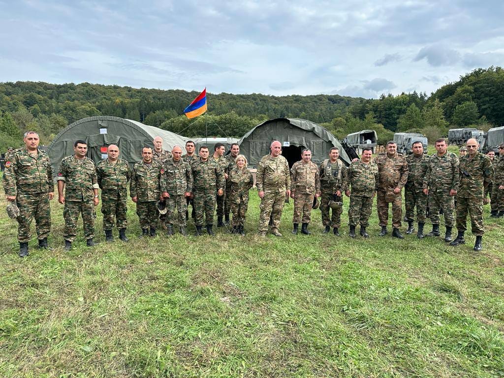 Արման Սարգսյանը Գերմանիայում այցելել է «Միաձուլված սուր-2023» զորավարժությունների դաշտային հոսպիտալ