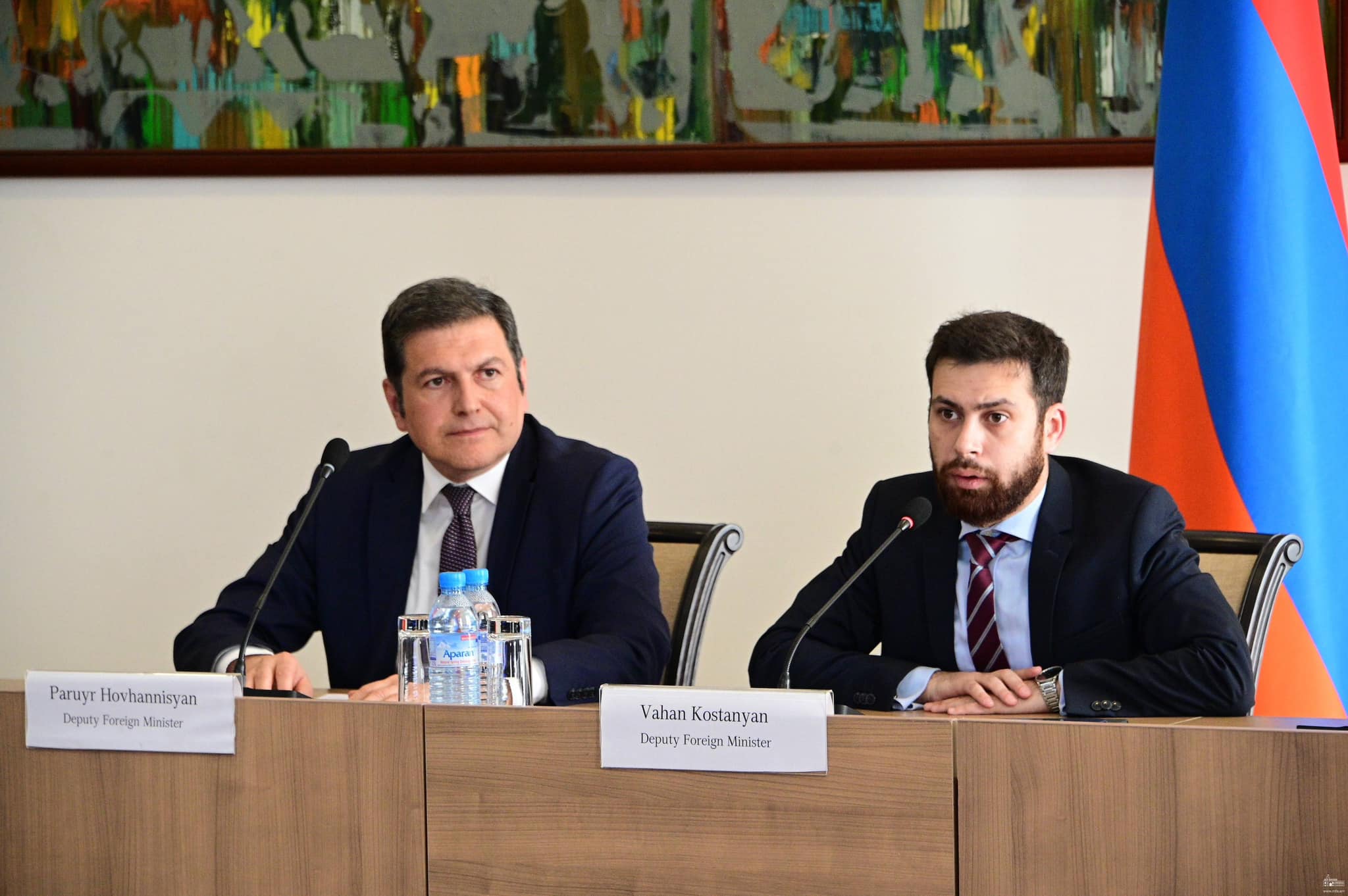 ՀՀ ԱԳ նախարարի տեղակալը ՀՀ-ում հավատարմագրված դիվանագիտական ներկայացուցչությունների ղեկավարներին ներկայացրել է Ադրբեջանի կողմից սանձազերծված ագրեսիան ԼՂ ժողովրդի նկատմամբ