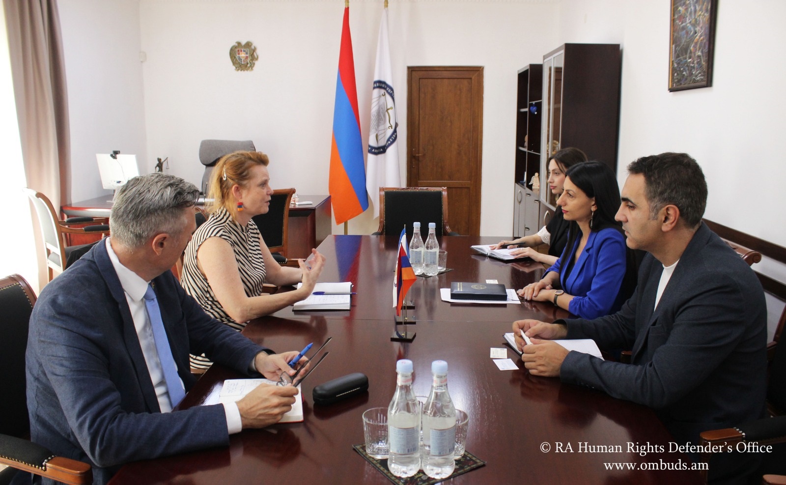 Անահիտ Մանասյանը ՀՀ-ում ՄԱԿ-ի մշտական համակարգողի պաշտոնակատարին ներկայացրել է ԼՂ-ից բռնի տեղահանվածների իրավունքների պաշտպանության հարցեր