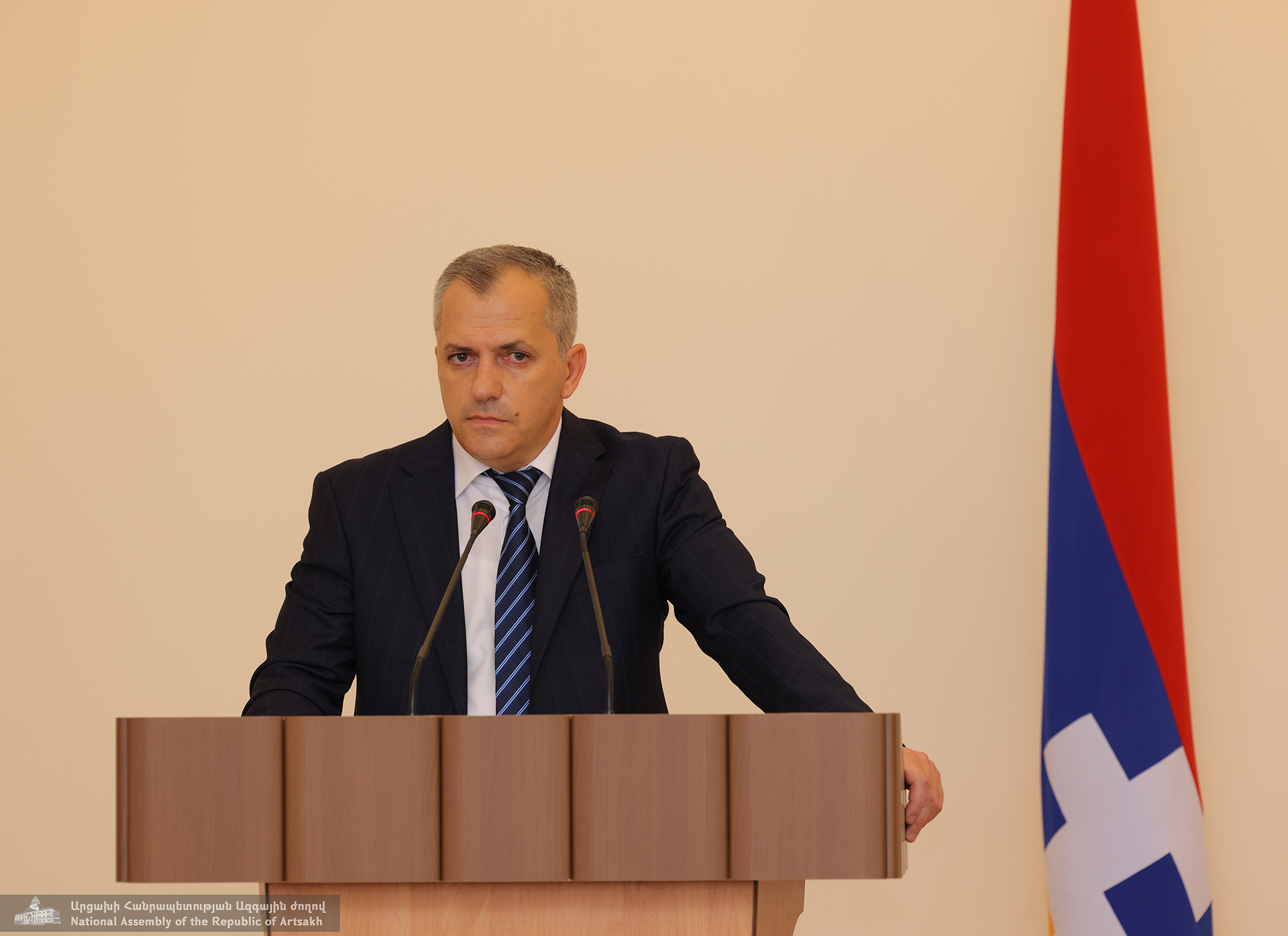 Պետք է քայլեր ձեռնարկել պետության քունքին դրված հրազենը հեռացնելու և փոխվստահության մթնոլորտ ձևավորելու համար. Սամվել Շահրամանյան