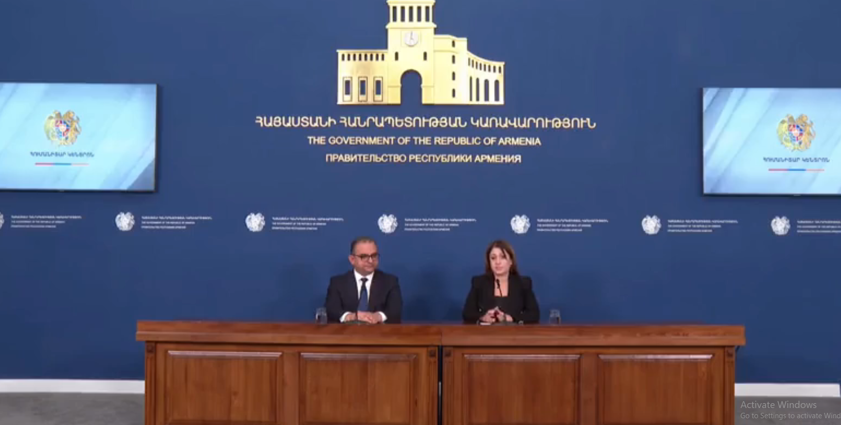 Տիգրան Խաչատրյանն ու Նազելի Բաղդասարյանը ներկայացնում են բռնի տեղահանված մեր հայրենակիցներին ցուցաբերվող աջակցության աշխատանքների ընթացքը