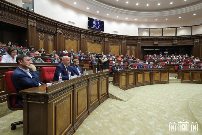 Առաջարկվում է ՀՀ վերադարձի վկայական տրամադրելու համար սահմանել մեկ միասնական պետական տուրքի դրույքաչափ
