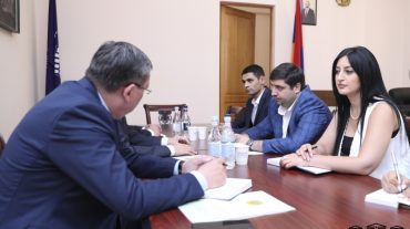 Վաղարշակ Հակոբյանն ընդունել է Ղազախստանի դեսպան Բոլատ Իմանբաևին