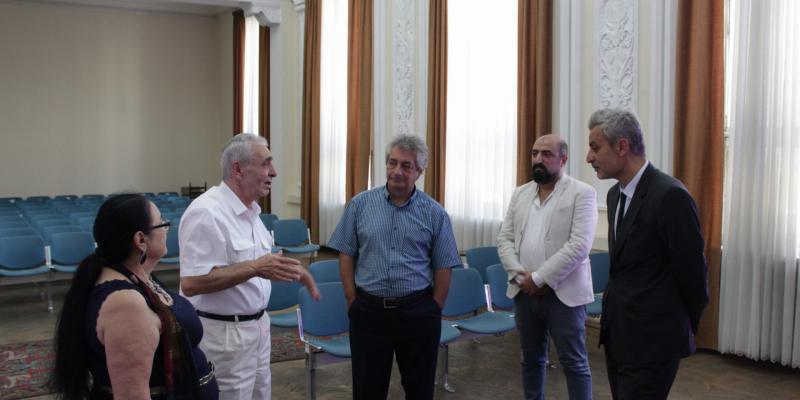 «Համատեղ ուժերով կարող ենք ավելի արդյունավետ աշխատել». Դանիել Դանիելյանի այցերը մշակութային հաստատություններ շարունակվում են