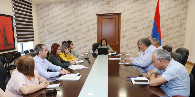Աշխատանքների կազմակերպմանը պետք է նայենք ուսուցչի դիրքից. խորհրդակցություն ԿԳՄՍ նախարարությունում