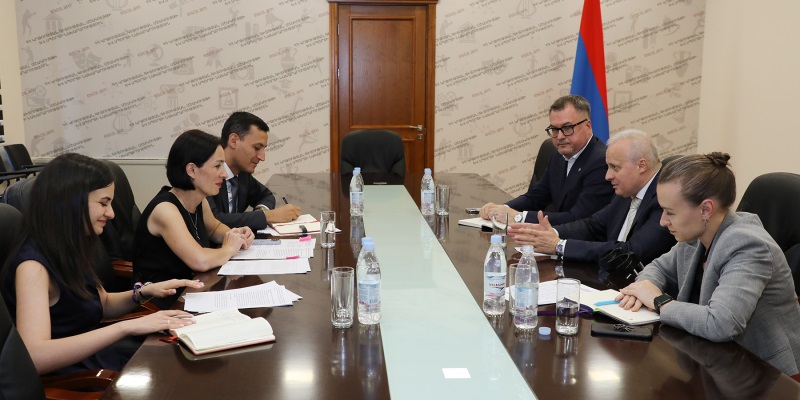 Ժաննա Անդրեասյանը ՌԴ դեսպանի հետ քննարկել է ՀՀ-ում ռուսերենի ուսուցման բարելավման ու այլ հարցեր