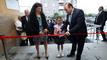 Վարչապետի մասնակցությամբ կայացել է Միասնական սոցիալական ծառայության Գյումրու տարածքային նոր կենտրոնի բացման արարողությունը