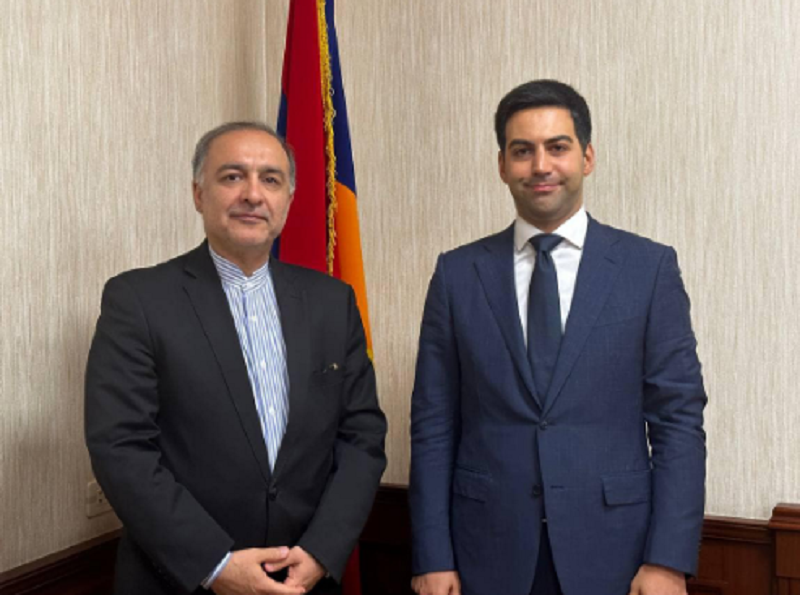 Ռուստամ Բադասյանն ընդունել է Հայաստանում Իրանի նորանշանակ դեսպան Մեհդի Սոբհանիին
