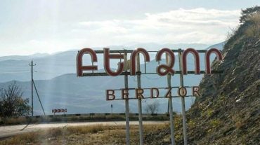 Բերձորի և Աղդամի ճանապարհներով բեռների միաժամանակյա տեղափոխում է կատարվել դեպի Արցախ