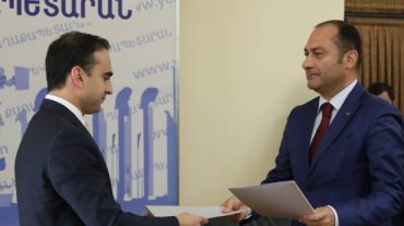 Երևանի ավագանու «Քաղաքացիական պայմանագիր» և «Հանրապետություն» խմբակցությունները ստորագրել են համագործակցության հուշագիր