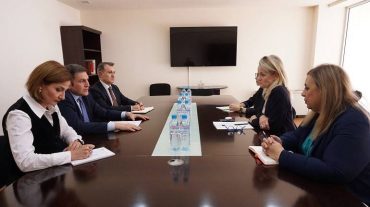 Պարույր Հովհաննիսյանը հանդիպել է Եվրոպական խորհրդարանի արտաքին հարցերով կոմիտեի անդամ Վիոլա ֆոն Կրամոն-Տոբադելի հետ