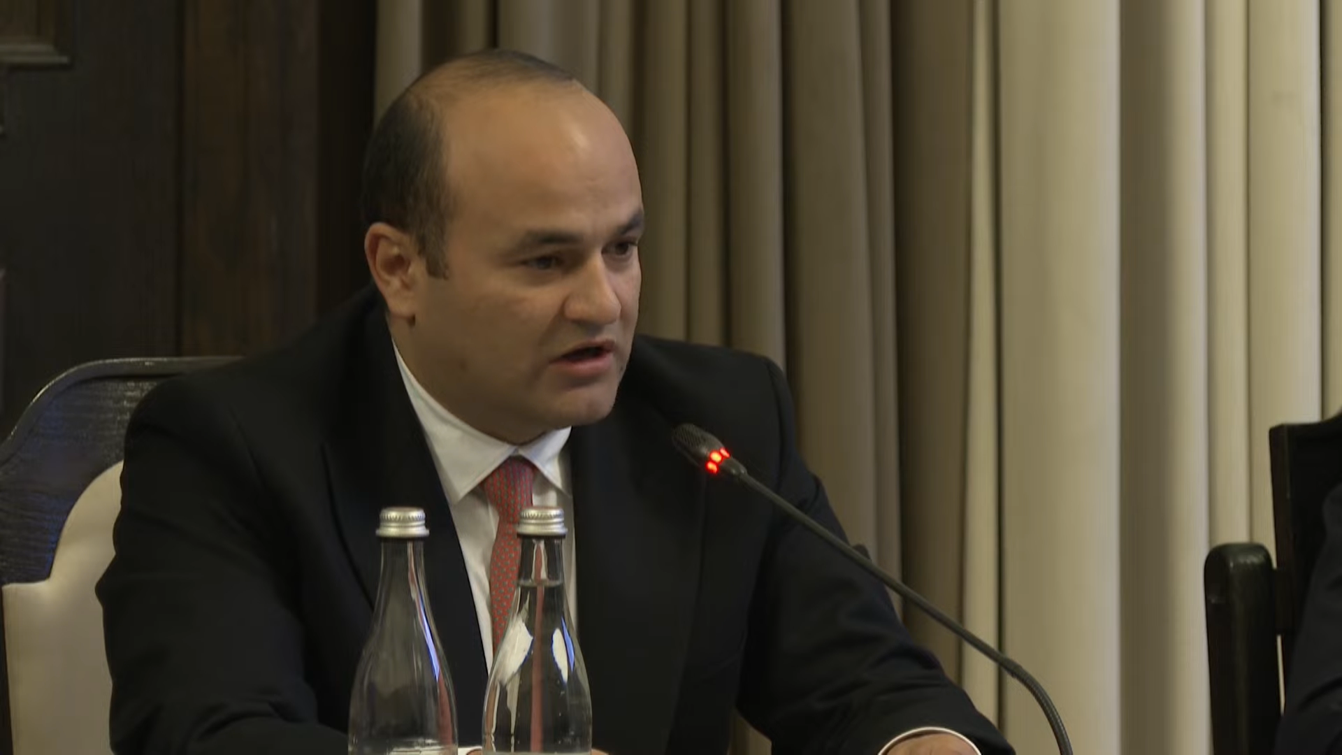 Արցախից բռնի տեղահանված յուրաքանչյուր անձ 6 ամիս կստանա ընդհանուր 50.000 դրամ աջակցություն
