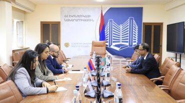 Էկոնոմիկայի նախարարի տեղակալն ու Բանգլադեշի դեսպանը քննարկել են տնտեսական հարաբերությունների ամրապնդմանն ու առևտրաշրջանառության ավելացմանը վերաբերող հարցեր