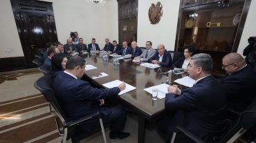 Գնել Սանոսյանը խորհրդակցություն է անցկացրել Շիրակի մարզում