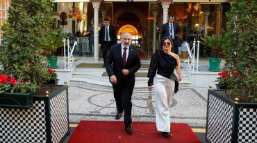 Նիկոլ Փաշինյանը դստեր հետ Գրանադայում մասնակցել է պաշտոնական ընթրիքին. նրա այցն Իսպանիա ավարտվել է