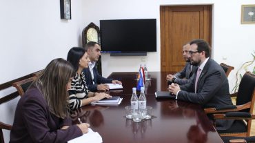 ՀՀ ՄԻՊ-ը Վրաստանում ՆԱՏՕ-ի կապի գրասենյակի ղեկավարին է ներկայացրել ԼՂ-ից բռնի տեղահանվածների իրավունքների պաշտպանությանը վերաբերող հարցեր