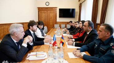 Ֆրանսիան պատրաստակամ է համագործակցությունն ընդլայնել ՆԳՆ-ի հետ. Վահե Ղազարյանն ընդունել է Ֆրանսիայի դեսպանին