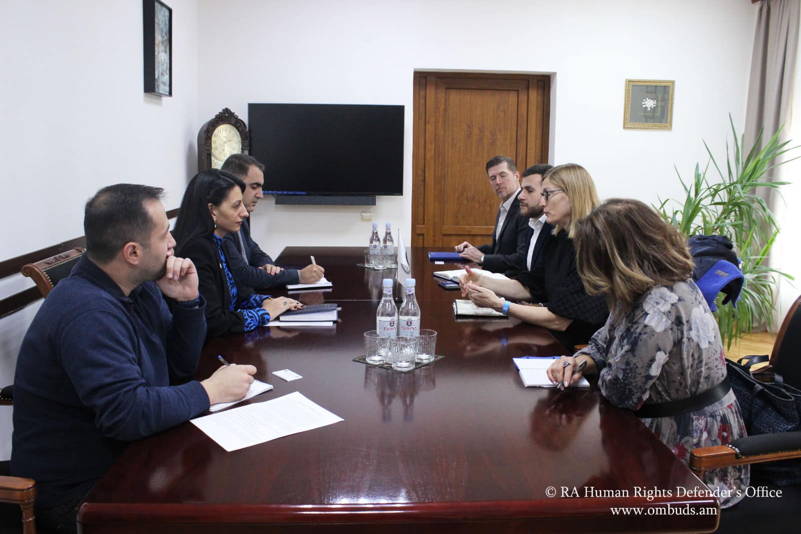 Անահիտ Մանասյանն ընդունել է ԱՄՆ Միջազգային զարգացման գործակալության պատվիրակությանը, ներկայացրել բռնի տեղահանվածների իրավունքների պաշտպանությանը վերաբերող խնդիրները