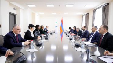 Տեղի է ունենում Հայաստանի ԱԳ նախարարի և Ֆրանկոֆոնիայի գլխավոր քարտուղարի՝ ընդլայնված կազմով հանդիպումը