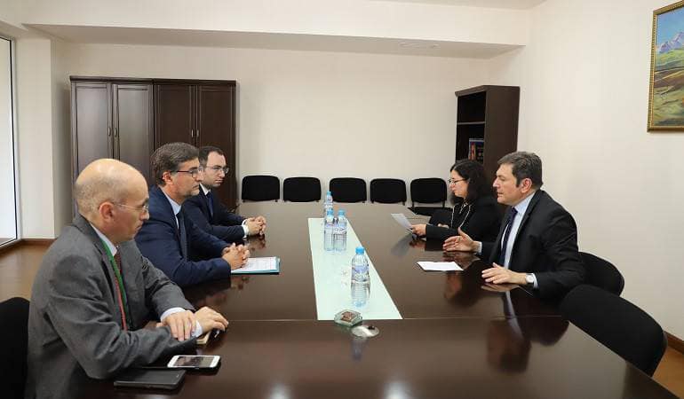ԱԳ նախարարի տեղակալն ընդունել է Ֆրանսիայի Օվերնյը-Ռոն-Ալպ ռեգիոնի փոխնախագահին