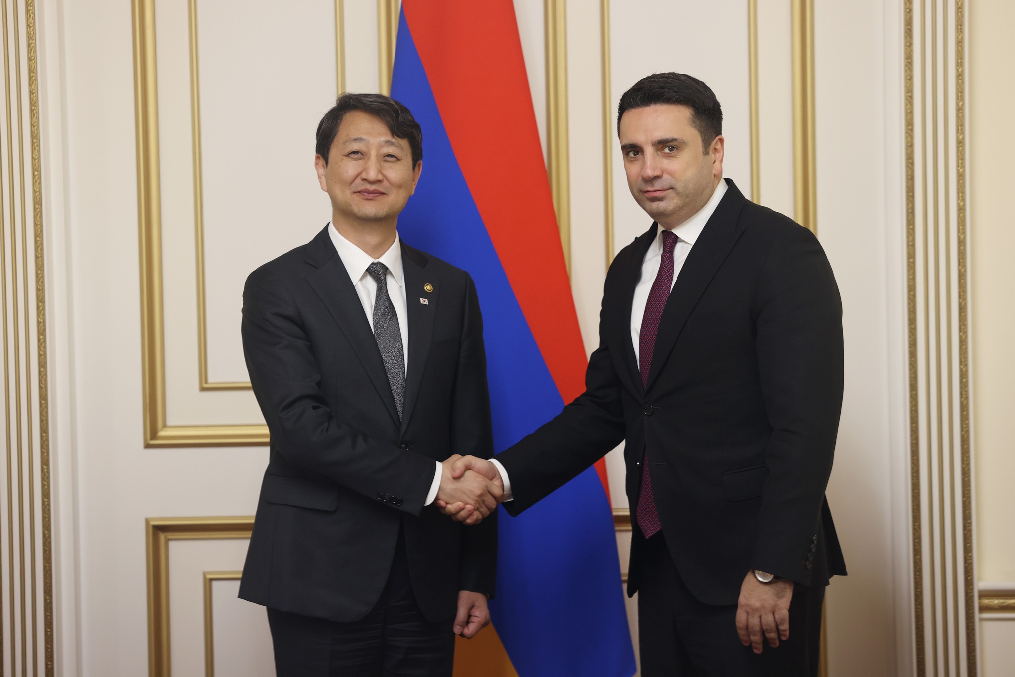 Ալեն Սիմոնյանը հանդիպել է Կորեայի Հանրապետության առեւտրի նախարարին