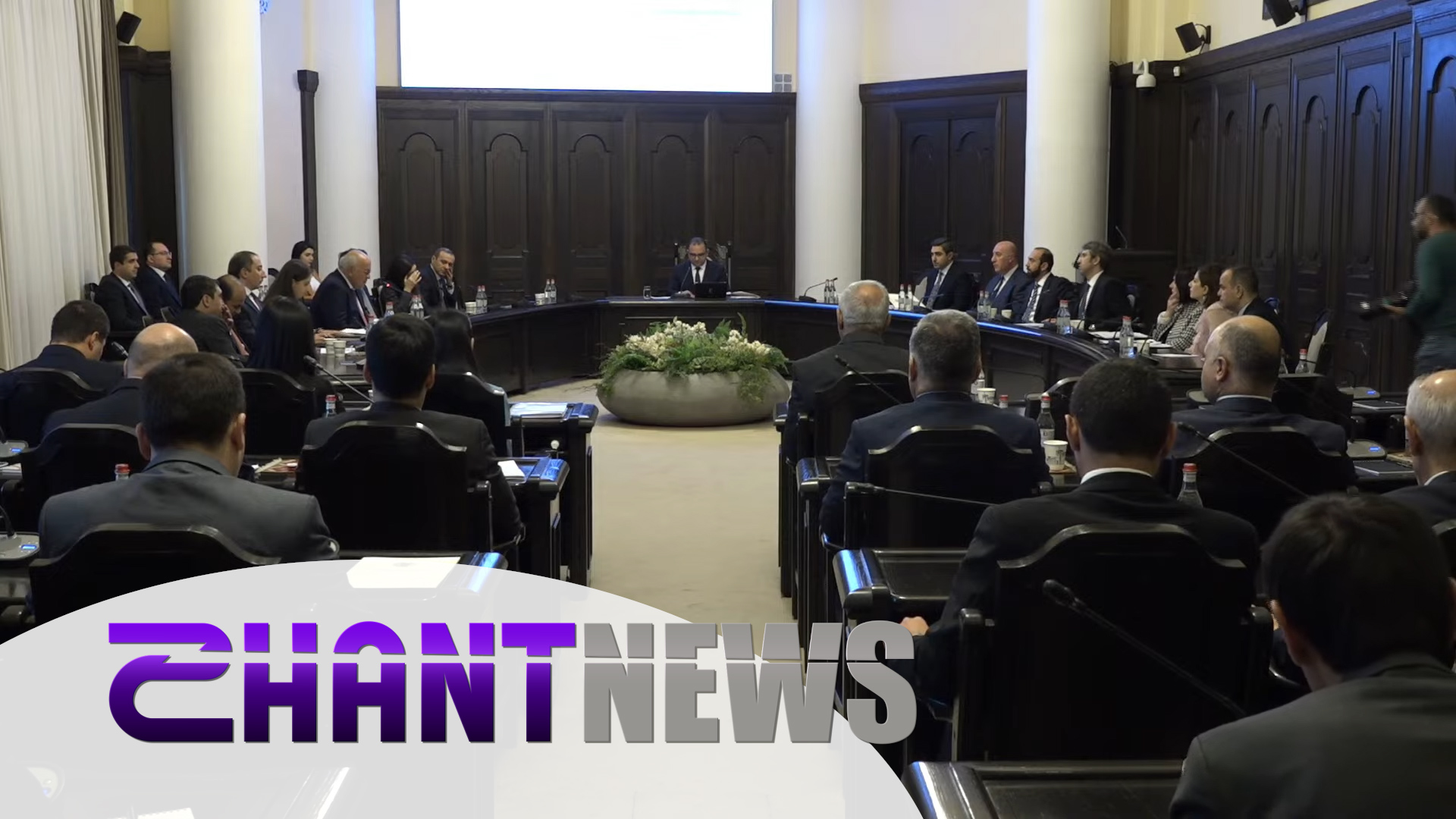 100 հազար դրամ կստանան նաև ԿԽՄԿ-ի միջոցով Հայաստան եկած արցախցիները. գործադիրի որոշումները
