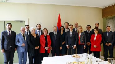 Վարչապետը հանդիպում է ունեցել Եվրոպական խորհրդարանի մի խումբ պատգամավորների հետ