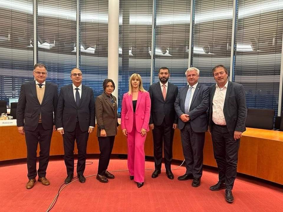 Ռուստամ Բաքոյանը Բունդեսթագի Մարդու իրավունքների հանձնաժողովի նախագահին է ներկայացրել եզդի համայնքի ներկայացուցիչներին մտահոգող խնդիրները