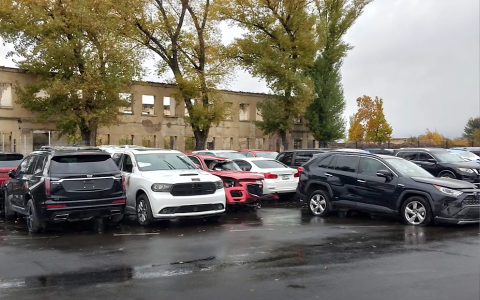 Շուրջ մեկ տարի մեքենաներից ավտոպահեստամասեր գողացող երիտասարդները հայտնաբերվել ու ձերբակալվել են